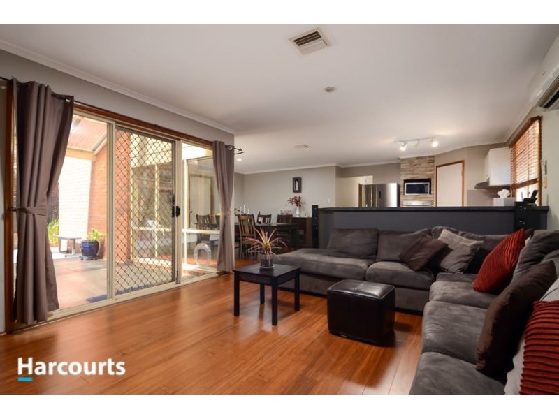 3 Nicole Court, Skye VIC 3977