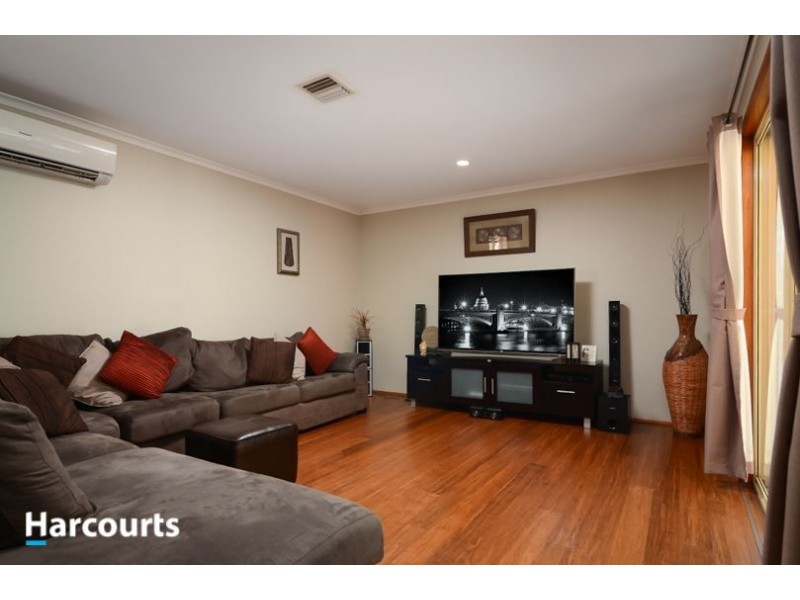 3 Nicole Court, Skye VIC 3977