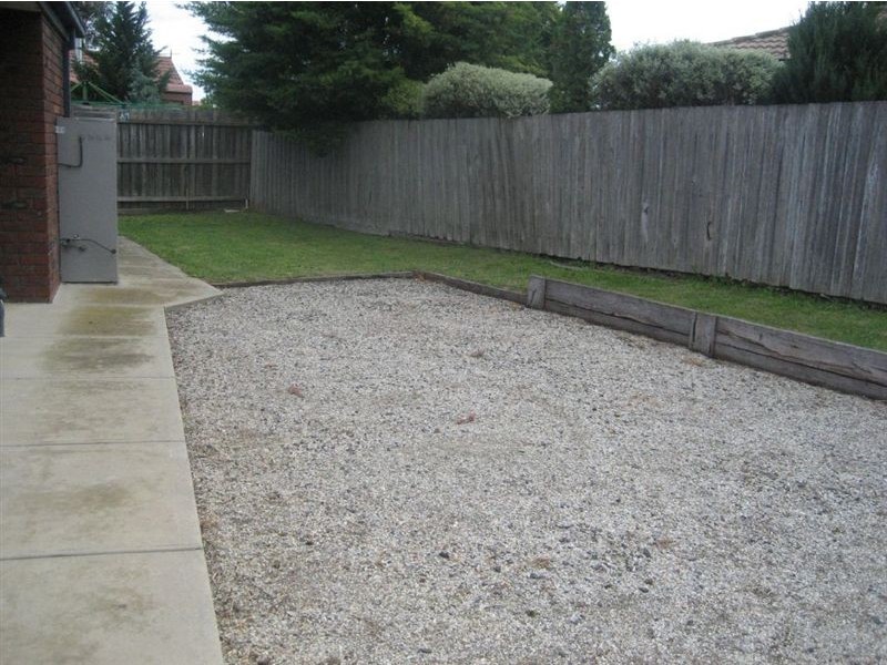 17 Quarrion Drive, Carrum Downs VIC 3201