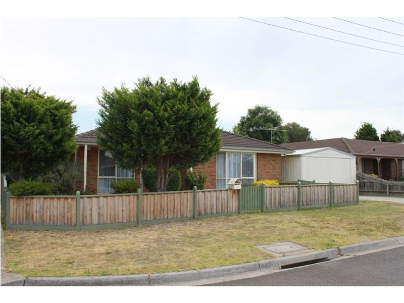 2 Tania Court, Carrum Downs VIC 3201