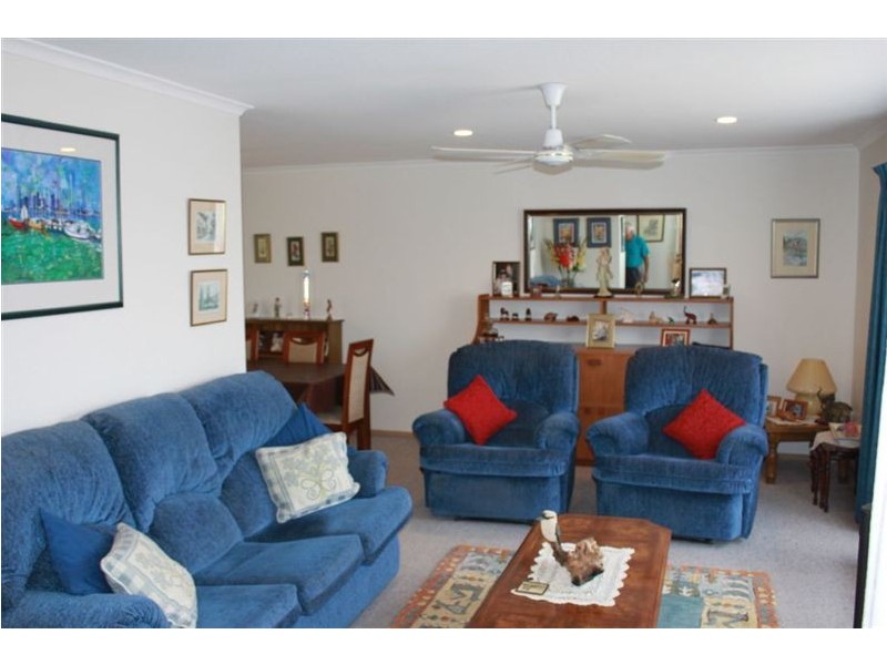 2 Tania Court, Carrum Downs VIC 3201