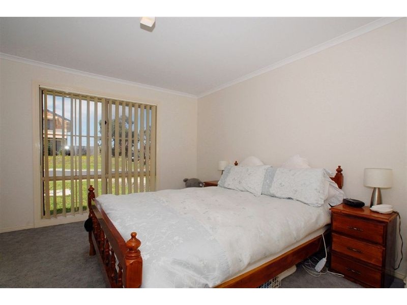 26 Venezia Way, Skye VIC 3977