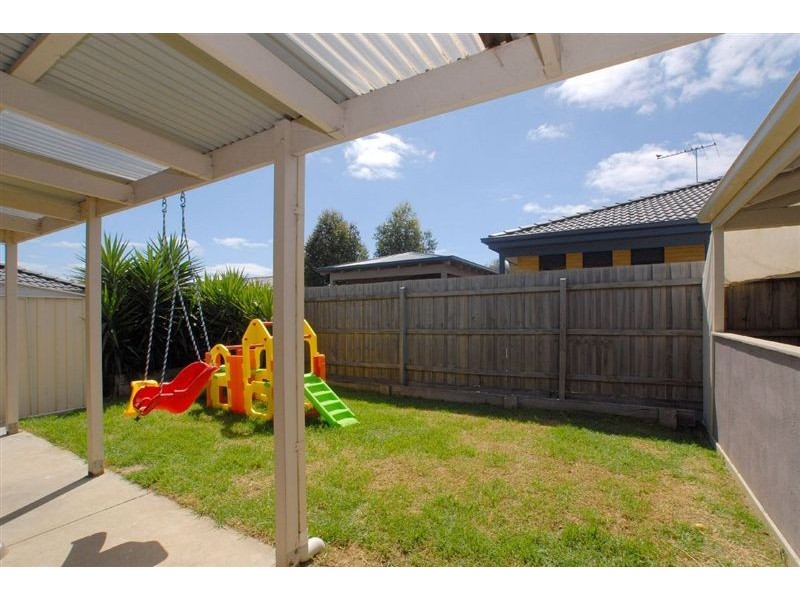 26 Venezia Way, Skye VIC 3977