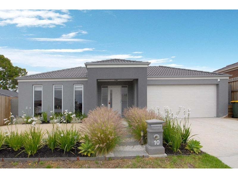 10 Madisson Crescent, Carrum Downs VIC 3201