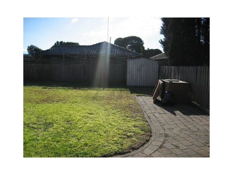 37 Emanuel Drive, Seaford VIC 3198
