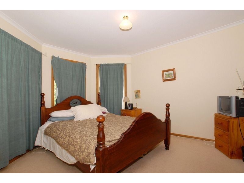 11 Kerrie Anne Court, Skye VIC 3977