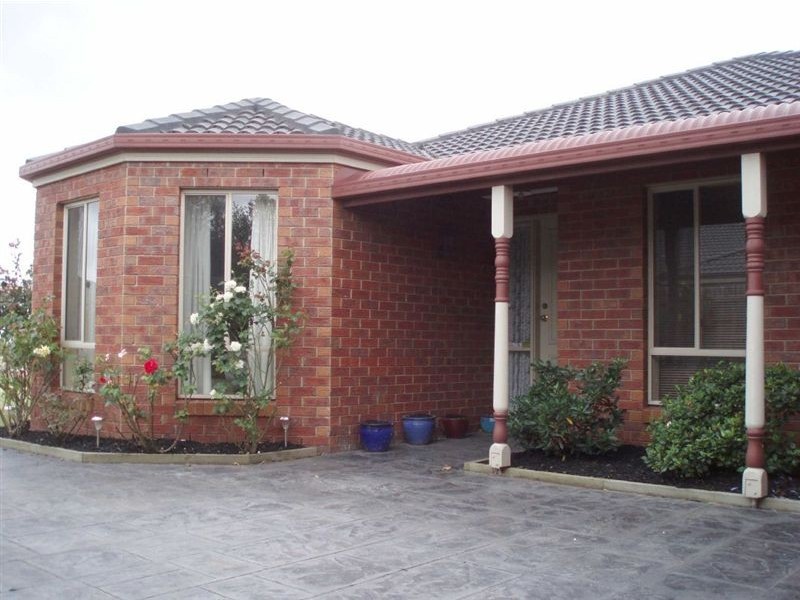 49 Delatite Way, Skye VIC 3977