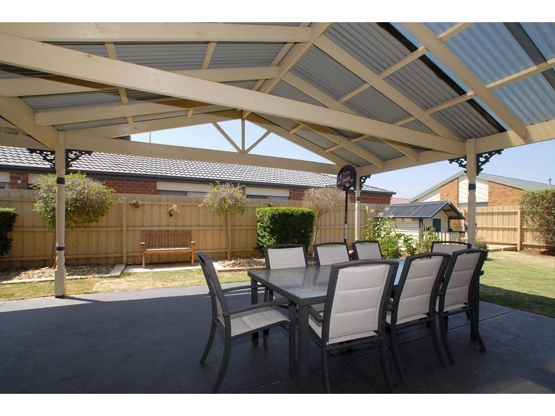 57 Delatite Way, Skye VIC 3977