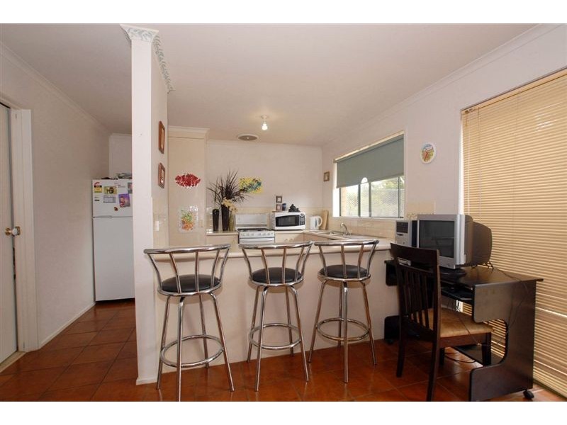 11 Hutchins Way, Skye VIC 3977