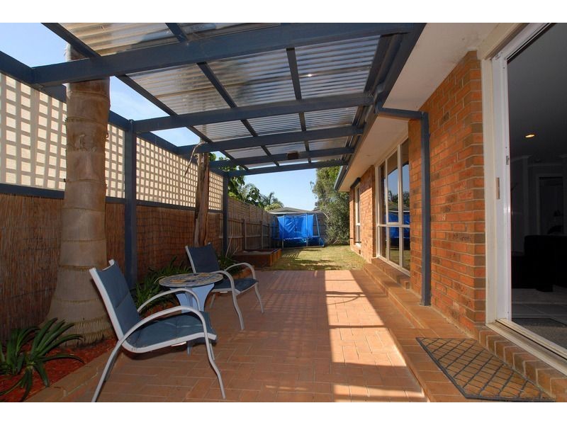 15 Daina Court, Skye VIC 3977