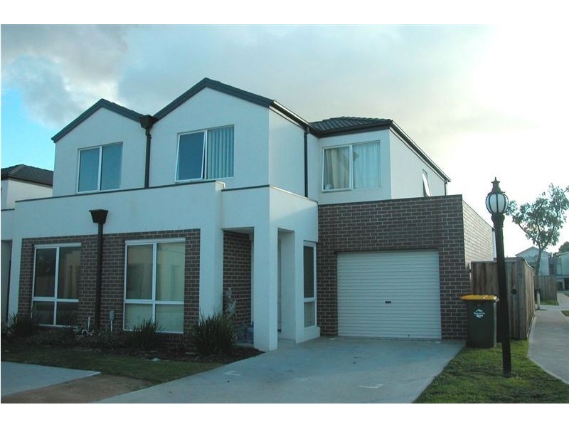 24/32 Lats Avenue, Carrum Downs VIC 3201