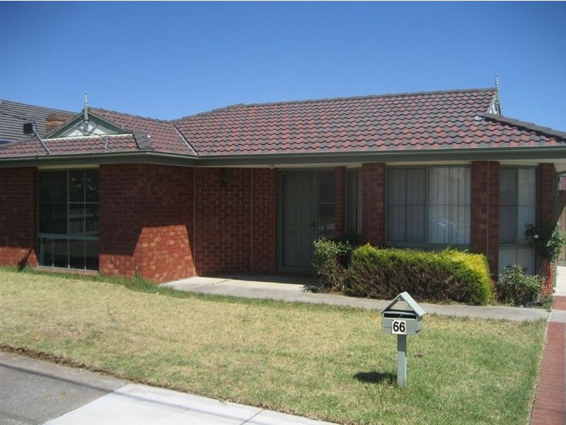 66 Broderick Road, Carrum Downs VIC 3201