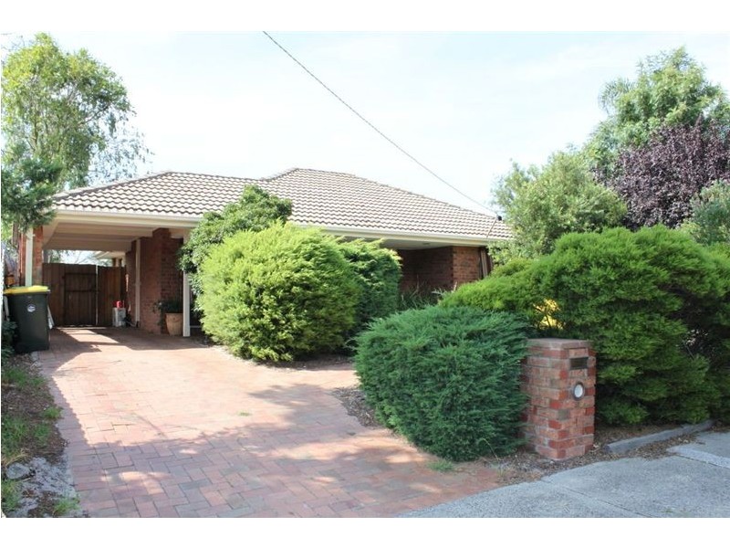 4 Hailes Court, Carrum Downs VIC 3201
