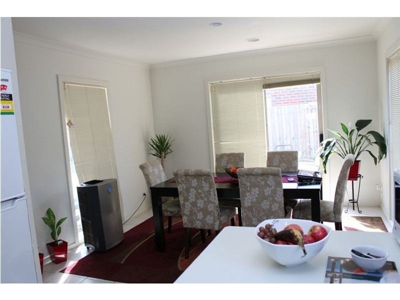 36 Lats Avenue, Carrum Downs VIC 3201