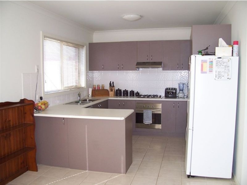 30 Lats Avenue, Carrum Downs VIC 3201