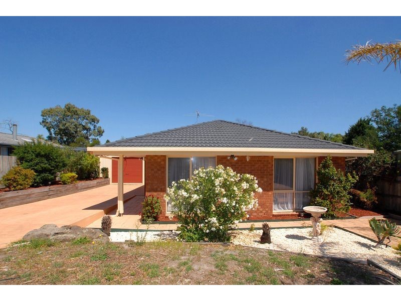 51 Rowellyn Avenue, Carrum Downs VIC 3201