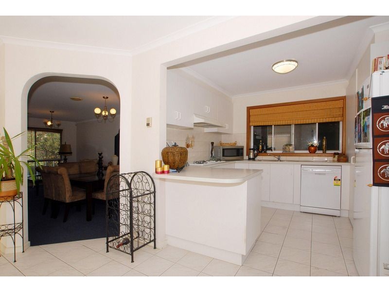 17 Daina Court, Skye VIC 3977