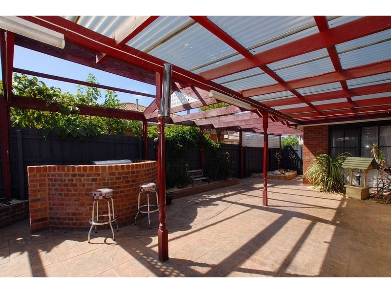 5 Streeton Court, Skye VIC 3977