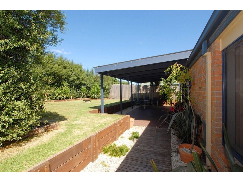 28 Edinburgh Drive, Skye VIC 3977