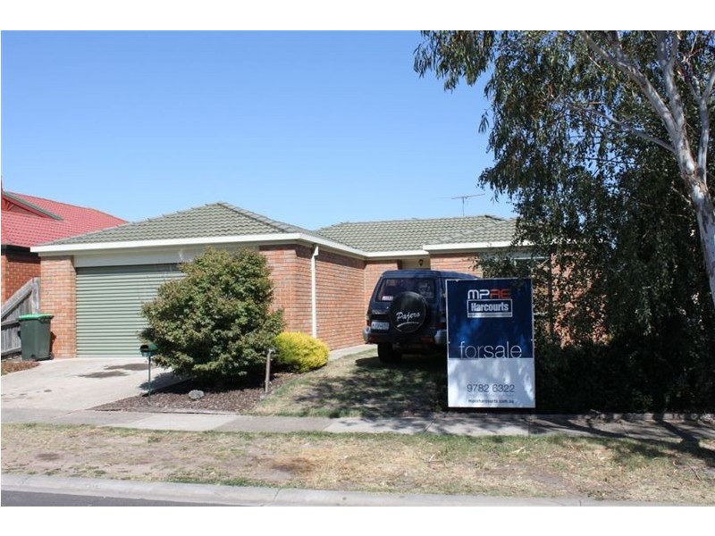 21 Rocklea Crescent, Skye VIC 3977