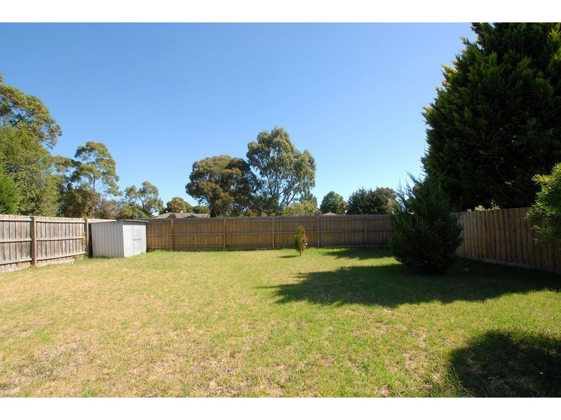 35 Whimbrel Crescent, Carrum Downs VIC 3201