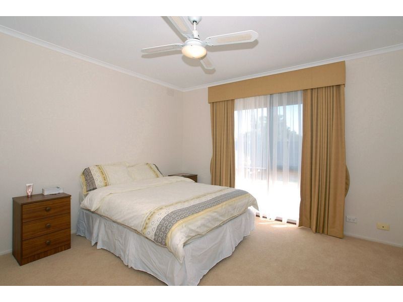 40 Lyrebird Drive, Carrum Downs VIC 3201