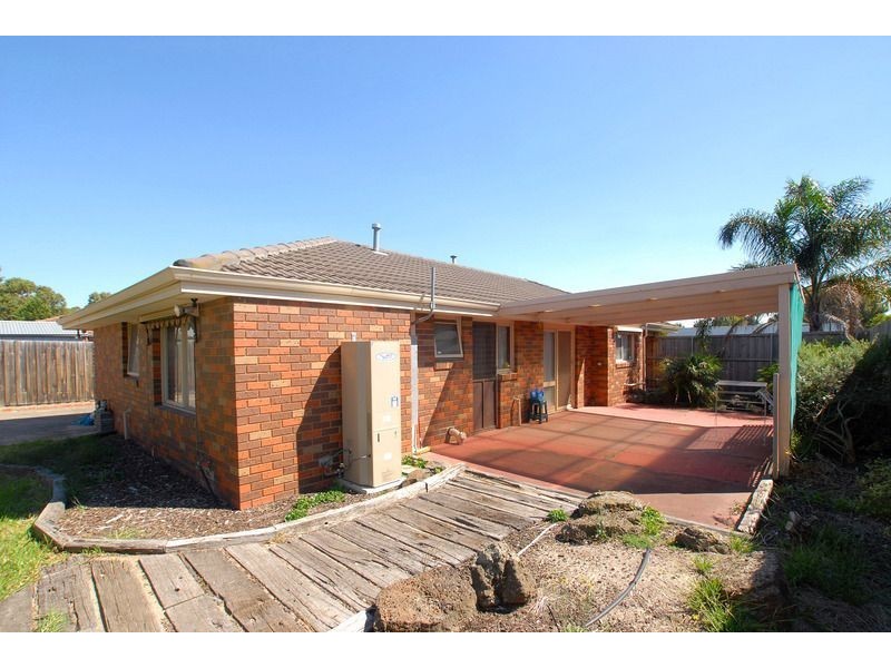 40 Lyrebird Drive, Carrum Downs VIC 3201