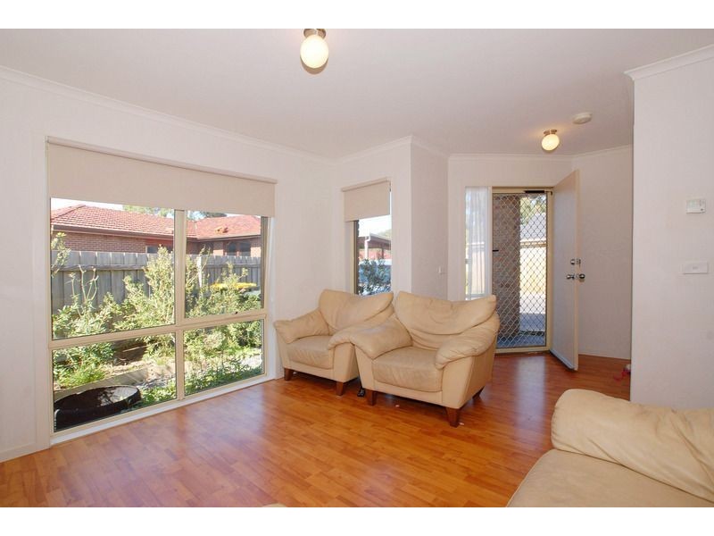 2/13 Honeyeater Place, Carrum Downs VIC 3201