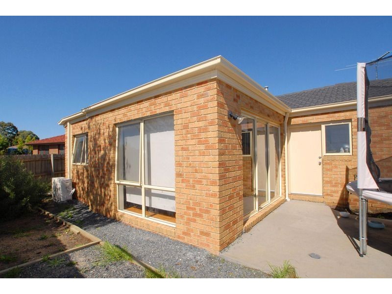 2/13 Honeyeater Place, Carrum Downs VIC 3201