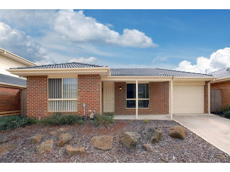 38/55 McClelland Drive, Skye VIC 3977