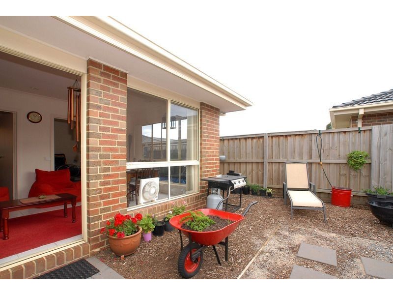 38/55 McClelland Drive, Skye VIC 3977