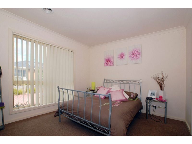 38/55 McClelland Drive, Skye VIC 3977