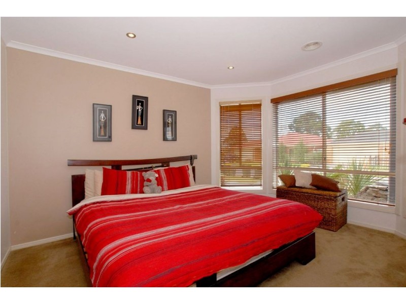 1 Olivia Court, Carrum Downs VIC 3201