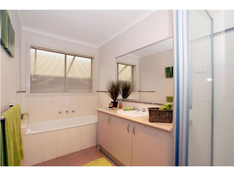 1 Olivia Court, Carrum Downs VIC 3201