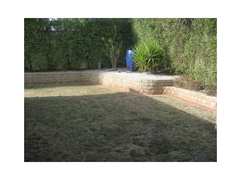 27 Arcadia Street, Carrum Downs VIC 3201