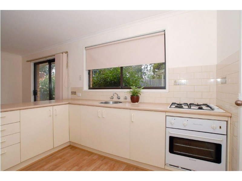 18 Whimbrel Crescent, Carrum Downs VIC 3201
