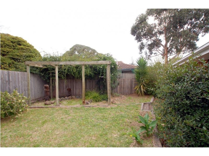 18 Whimbrel Crescent, Carrum Downs VIC 3201
