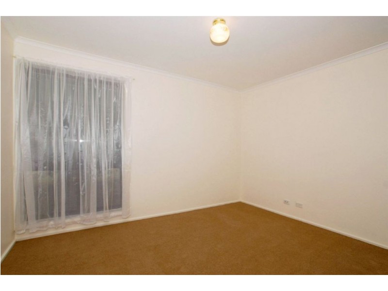 18 Whimbrel Crescent, Carrum Downs VIC 3201