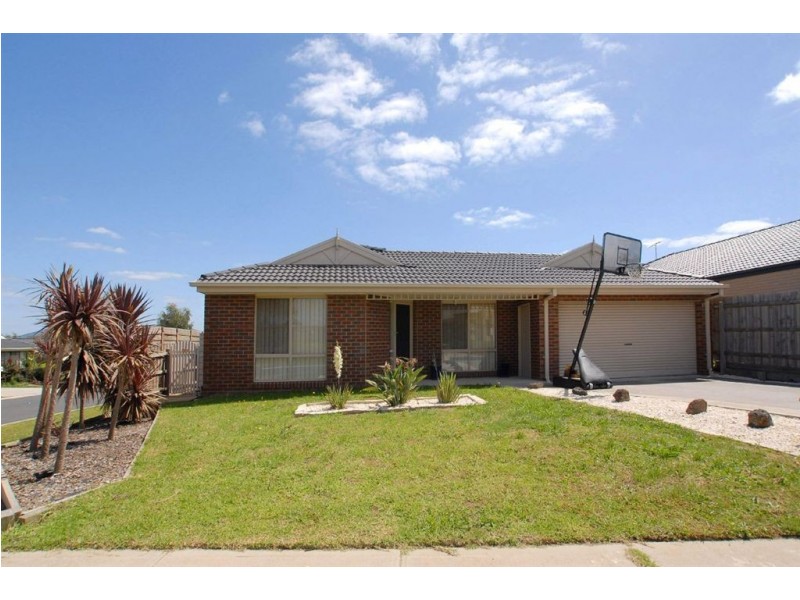 26 Venezia Way, Skye VIC 3977