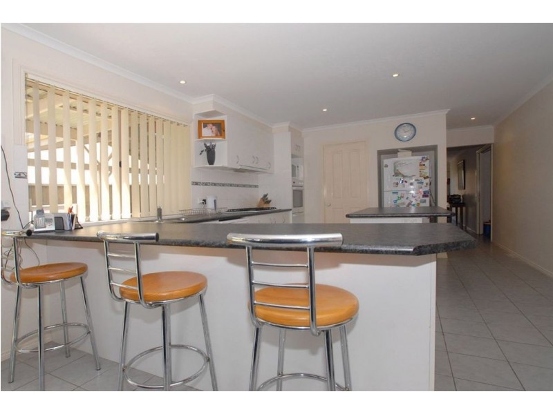 26 Venezia Way, Skye VIC 3977