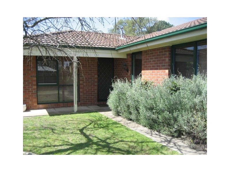 14 Calwell Court, Skye VIC 3977