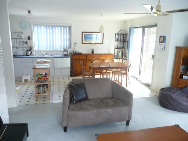 4 Poppy Place, Carrum Downs VIC 3201