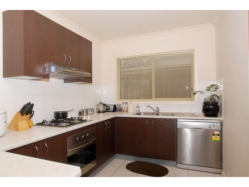 33/55 McClelland Drive, Skye VIC 3977