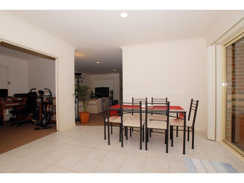 33/55 McClelland Drive, Skye VIC 3977