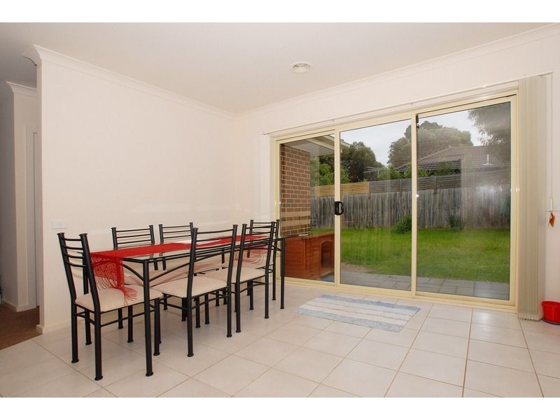 33/55 McClelland Drive, Skye VIC 3977