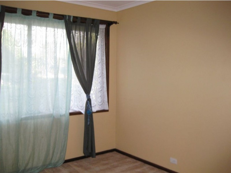 73 Luscombe Avenue, Carrum Downs VIC 3201