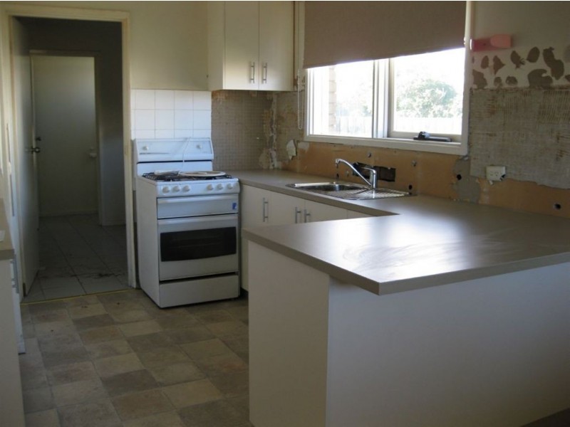 58 Nabilla Avenue, Seaford VIC 3198