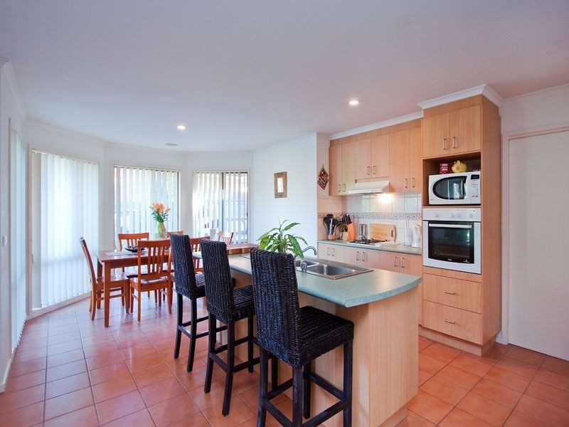 14 Lansell Court, Carrum Downs VIC 3201