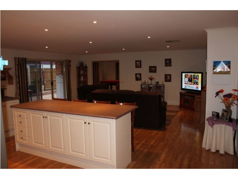 60 Hillview Drive, Carrum Downs VIC 3201