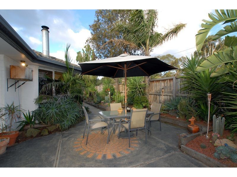74 Darnley Drive, Skye VIC 3977